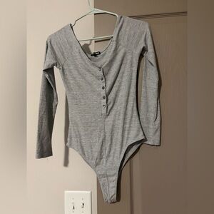 Fashion Nova Gray Ribbed Long Sleeve Button Front Bodysuit